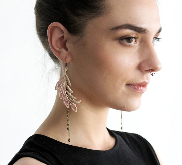 elsa taupe ombre lace earrings